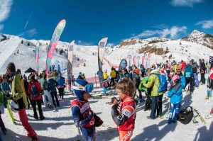 Cerler acoge la prueba final del circuito de esquí alpino Audi quattro Cup de 2018