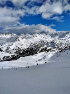 Grandvalira recibe la primavera con más de 2 metros de nieve