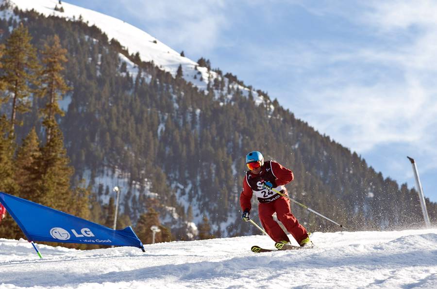 ¿Te animas a esquiar 12 horas sin parar en Sierra Nevada?, Head 12 horas Sierra Nevada