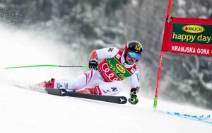 Hirscher se impone en la Copa del Mundo de Gigante