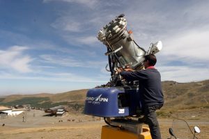Sierra Nevada amplía el perímetro de nieve producida en la Loma de Dílar