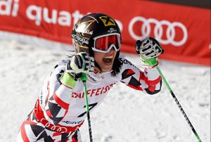 Anna Fenninger se cuelga su segundo oro en los Mundiales