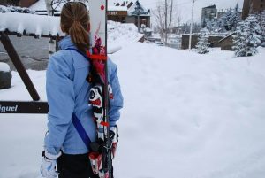 Llega Skiback, la forma más cómoda de llevar el material de esquí