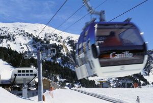 Parkia y Grandvalira estrenan autobuses gratuitos y directos hasta la pista de esquí