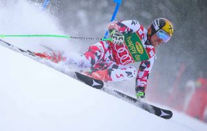 Hirscher se impone en Kranjska Gora y se adjudica el título de Gigante