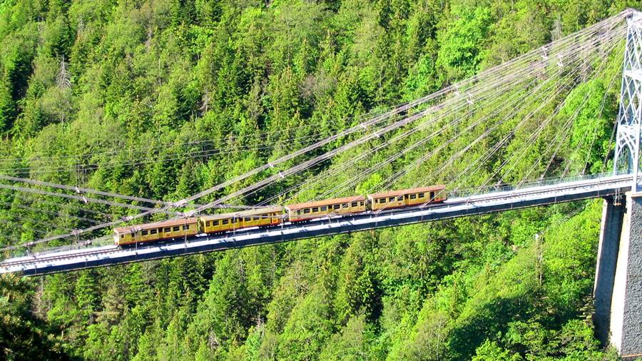 Descubrimos Le Train Jaune de la Cerdaña (Pirineos Franceses)