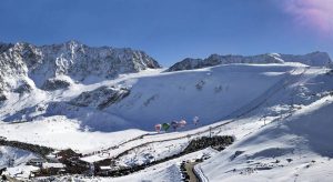 El Glaciar de Sölden, en Austria, preparado para la primera Copa del Mundo de la Temporada