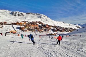 Si viajas y esquías, un buen seguro de esquí es imprescindible