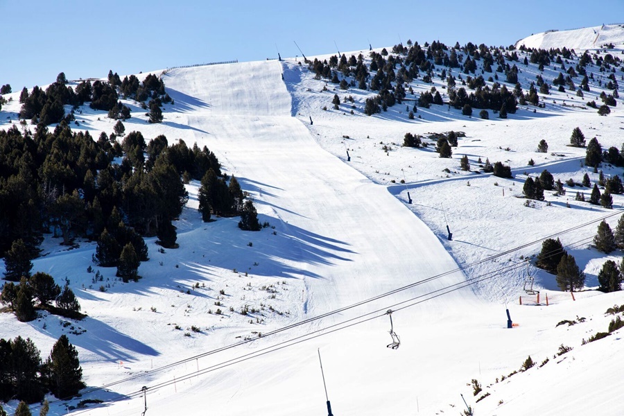 Grandvalira da la bienvenida a la primavera con numerosas propuestas de ocio en la nieve