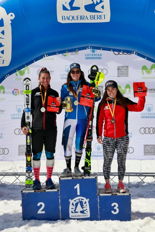 Núria Pau y Alex Puente, campeones de España Absolutos de slalom en Baqueira Beret