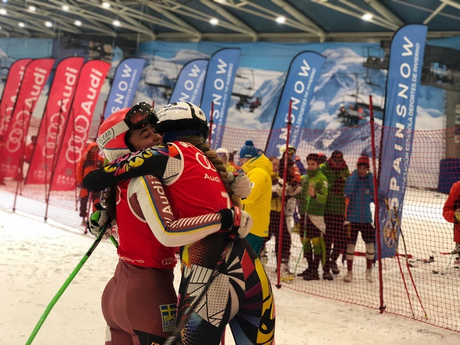 El V Trofeo Spainsnow inicia la emocionante Copa España Audi U16 de esquí alpino en Madrid Snowzone