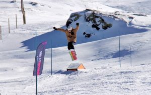 Sierra Nevada cierra uno de sus mejores ‘puentes’ de diciembre con 37.600 esquiadores y 77% de ocupación