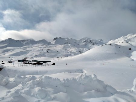 El día Mundial de la nieve viene con nieve fresca en todas las estaciones de Aramón