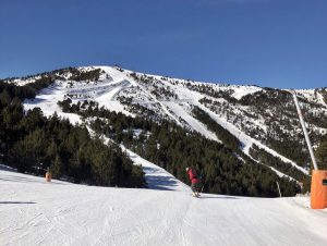 Carnaval con todo abierto en Vallnord – Pal Arinsal.