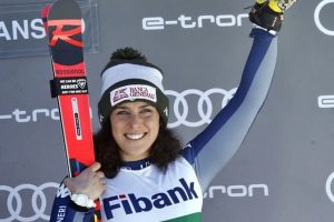 Federica Brignone demuestra su gran momento de forma y ya lidera la Copa del Mundo