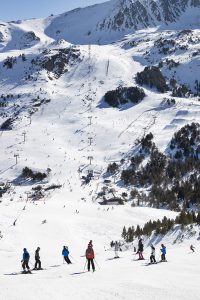 Grandvalira, ideal para disfrutar sin límite de la nieve en familia, con amigos o en pareja