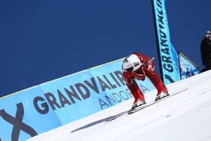Empiezan las Copas del Mundo de Grandvalira con dominio de Simone Origone