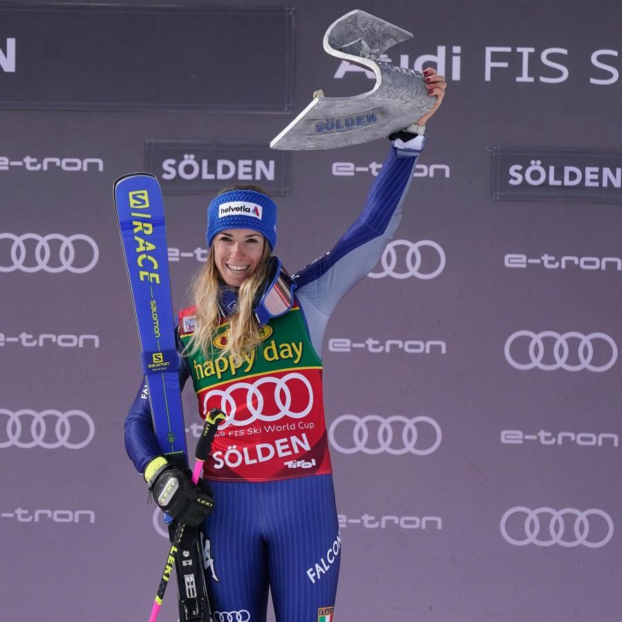 Marta Bassino insuperable en el arranque de la Copa del Mundo de Esquí Alpino