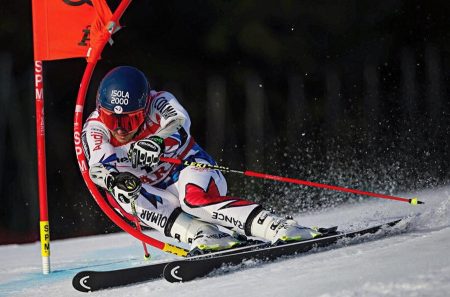 El francés Faivre vence el gigante paralelo de los Mundiales