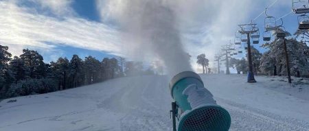La estación de esquí del Puerto de Navacerrada tiene los días contados