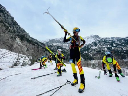 Nil Cardona y Júlia Casanovas se imponen en la alpina Travesía CMP