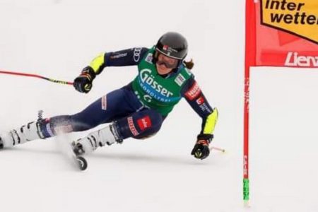 Tessa Worley se impone en el Slalom gigante de Lienz