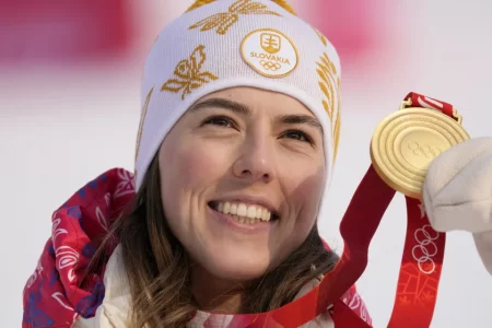 Petra Vlhova merecida Campeona Olímpica de Slalom
