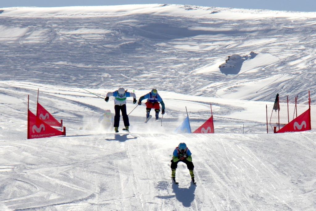 Este fin de semana se celebran Campeonatos de España Movistar de snowboardcross (SBX) y skicross (SX) en Sierra Nevada