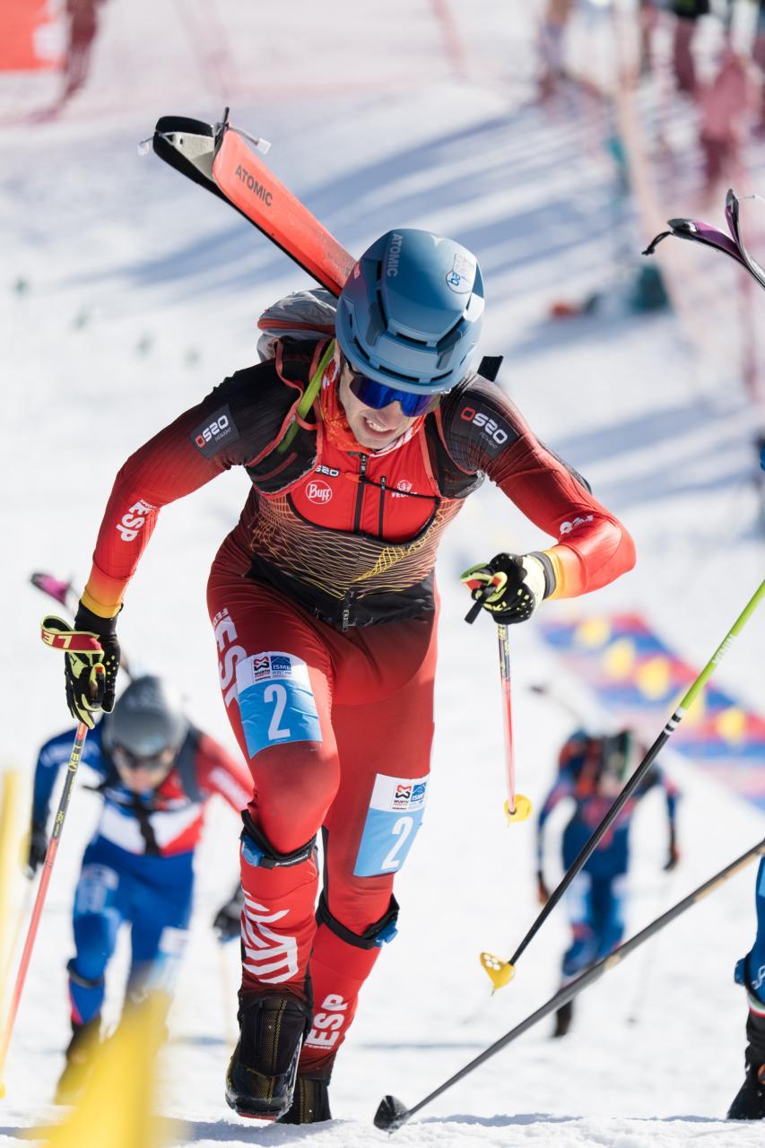 Emily Harrop y Thibaut Anselmet ganan la p prueba de Sprint de los ISMF World Cup Skimo Boí Taüll 2024
