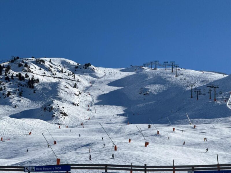 Éxito rotundo en Baqueira Beret durante el puente: 45.000 esquiadores y nieve de calidad