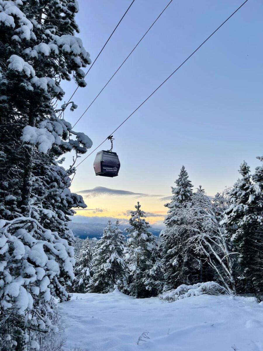 Las últimas nevadas dejan importantes grosores de nueve nueva en Font-Romeu Pyrénées 2000 y Saint-Lary