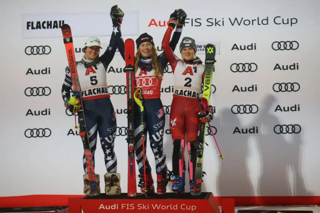 Mikaela Shiffrin gana el Slalom de Flachau