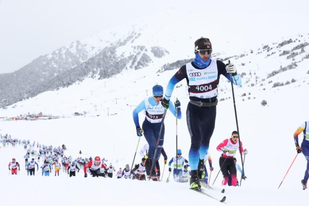 Casi un millar de participantes en la Marxa Beret 2026
