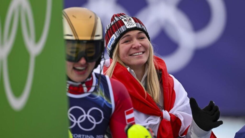 Austria se cuelga oro en la combinada por equipos de los Juegos de Milano-Cortina Austria se cuelga oro en la combinada por equipos de los Juegos de Milano-Cortina