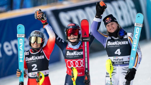 Shiffrin domina la final de eslalon y está cerca de ganar el título general de la Copa del Mundo.
